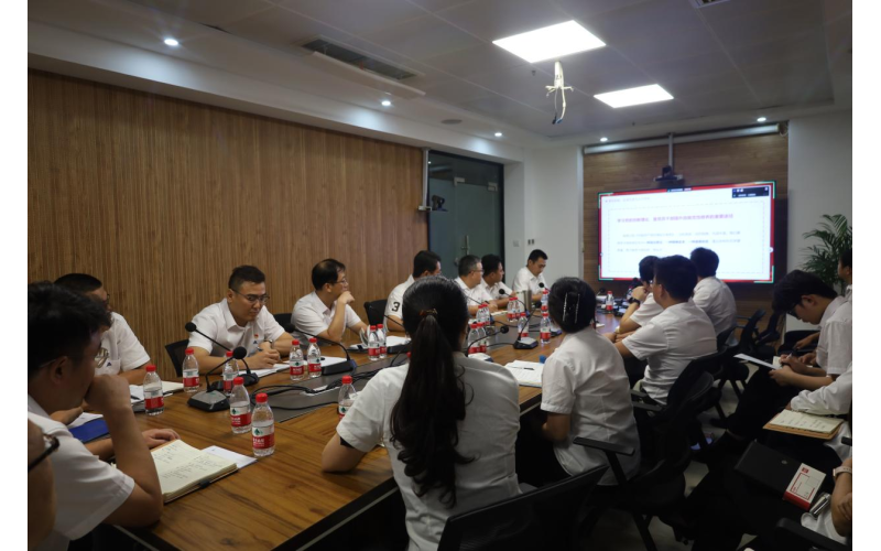 游艇会yth206党委副书记、副总司理刘宝到三鑫晶品开展调研和廉政教育活动